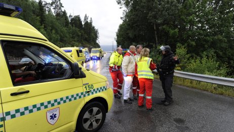 Beredskap Bildet viser helsepersonell som har ankommet Storøya ved Utøya da terroren rammet Norge 22. juli 2011.