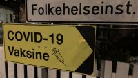 Koronavaksine Bildet viser et skilt som det står covid-19 Vaksine på.