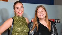 Bildet viser komikerne Marlene Stavrum og Martha Leivestad