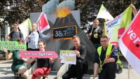 Tyske sykepleiere demonstrerer Tyske sykepleiere demonstrerer i Berlin