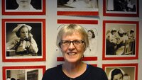 Førsteamanuensis Åshild Fause mener mye av det som i dag kalles sykepleieforskning, like godt kunne vært utført av andre enn sykepleiere. Portrett av Åshild Fause, førsteamanuensis ved Institutt for helse- og omsorgsfag på Universitetet i Tromsø.
