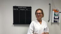 Hudsykepleier Kristin Kirkeby Fuskeland Bildet viser hudsykepleier Kristin Kirkeby Fuskeland