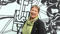 Mirjam Lukasse mener den gravides ønsker skal veie tyngst under fødselen. Mirjam Lukasse, 1.-amanuensis ved Høgskolen i Oslo og Akershus