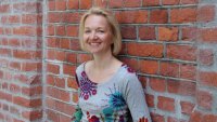 Pia Bing-Jonsson mener utdanning er svaret på fremtidens utfordringer i eldromsorgen. Pia Bing-Jonsson mener utdanning er svaret på fremtidens utfordringer i eldromsorgen.